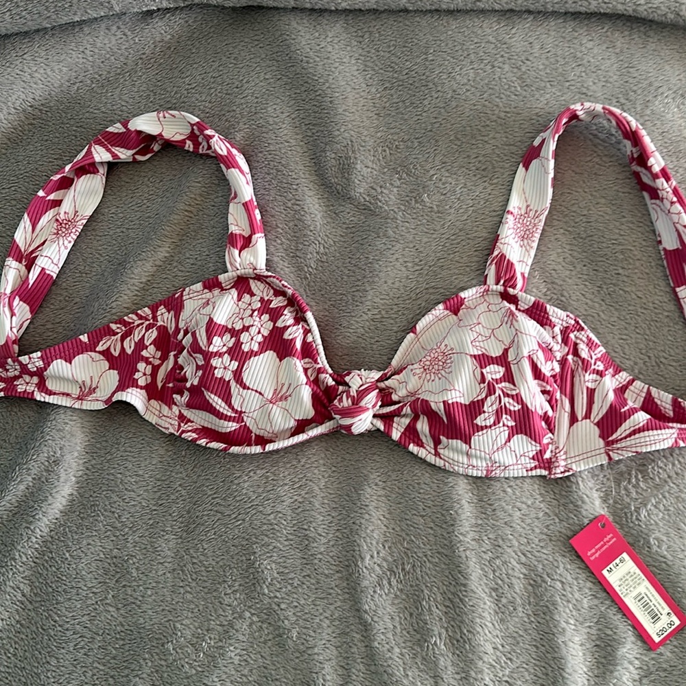 NWT BIKINI TOP